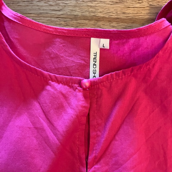 Pink Eyelet Ruffle Sleeve Top - Picture 2 of 4